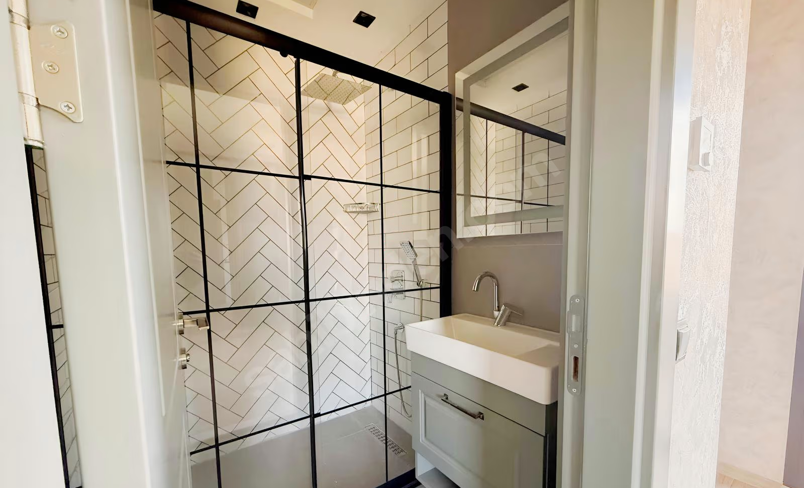 Mersin Yenişehir Kuzeykent Mahallesi 3+1 150 m² Doğalgaz Kombili Satılık Daire