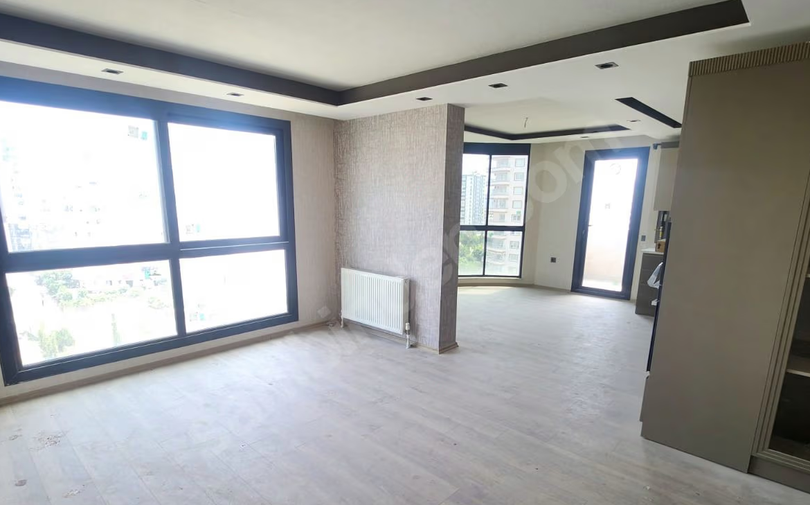 Mersin Yenişehir Menteş Mahallesi 3+1 140 m² Doğalgaz Kombili Satılık Daire