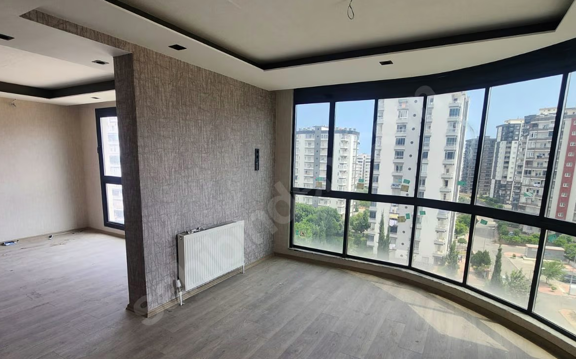 Mersin Yenişehir Menteş Mahallesi 3+1 140 m² Doğalgaz Kombili Satılık Daire