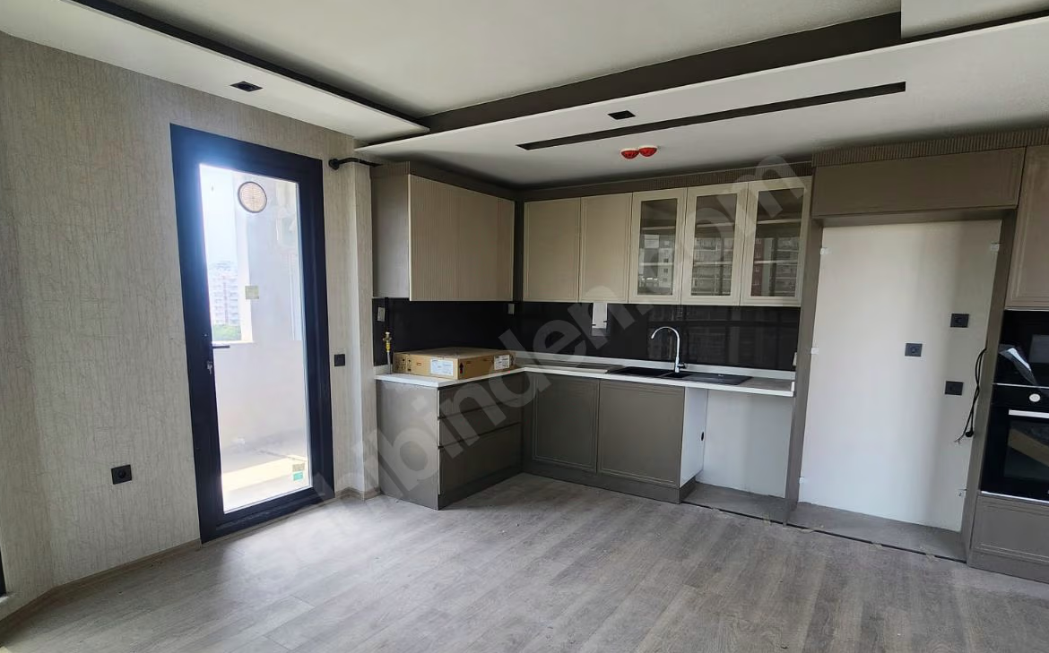 Mersin Yenişehir Menteş Mahallesi 3+1 140 m² Doğalgaz Kombili Satılık Daire