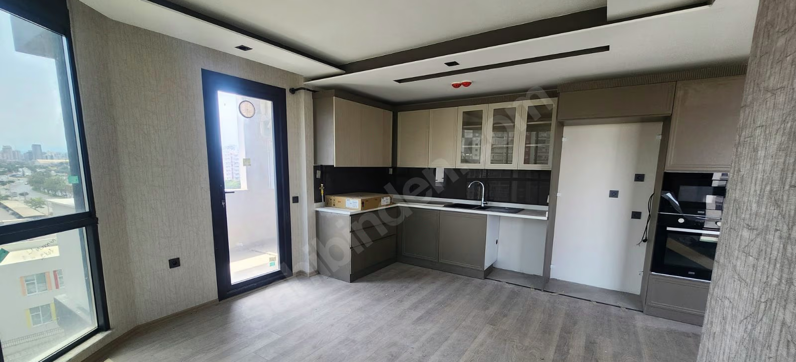 Mersin Yenişehir Menteş Mahallesi 3+1 140 m² Doğalgaz Kombili Satılık Daire