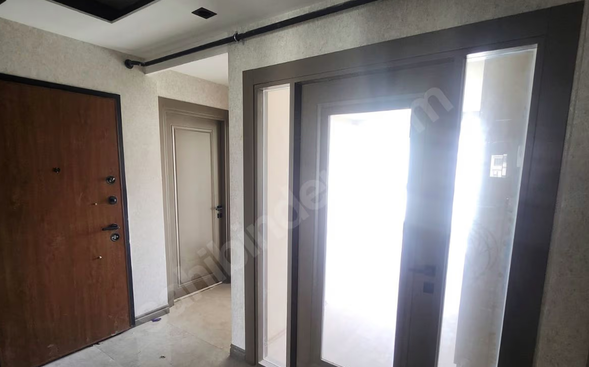 Mersin Yenişehir Menteş Mahallesi 3+1 140 m² Doğalgaz Kombili Satılık Daire