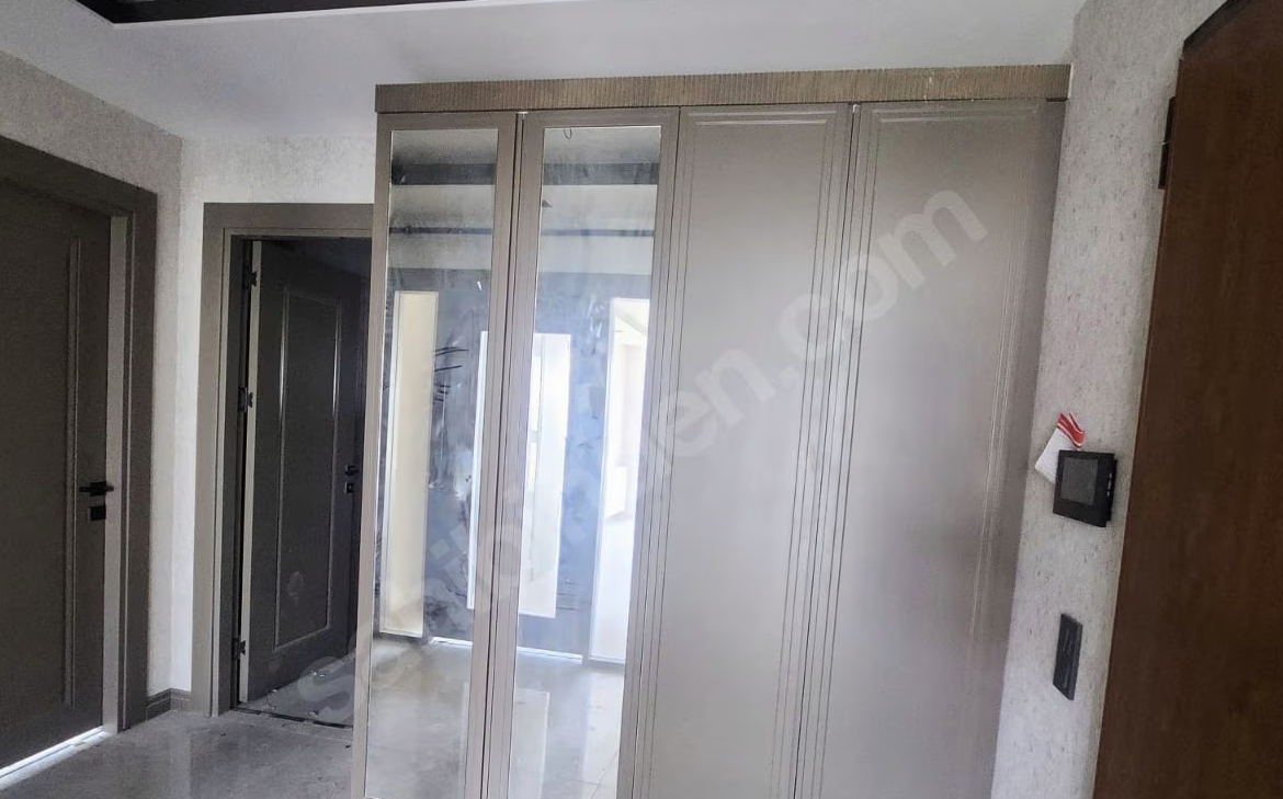 Mersin Yenişehir Menteş Mahallesi 3+1 140 m² Doğalgaz Kombili Satılık Daire