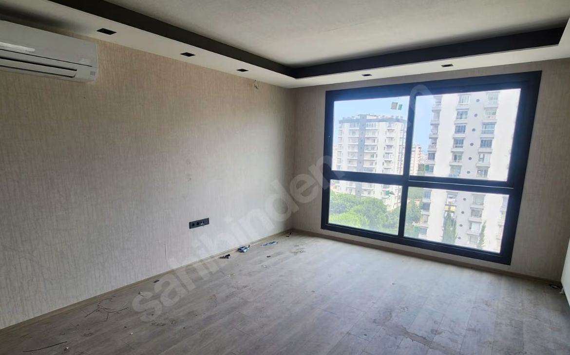 Mersin Yenişehir Menteş Mahallesi 3+1 140 m² Doğalgaz Kombili Satılık Daire