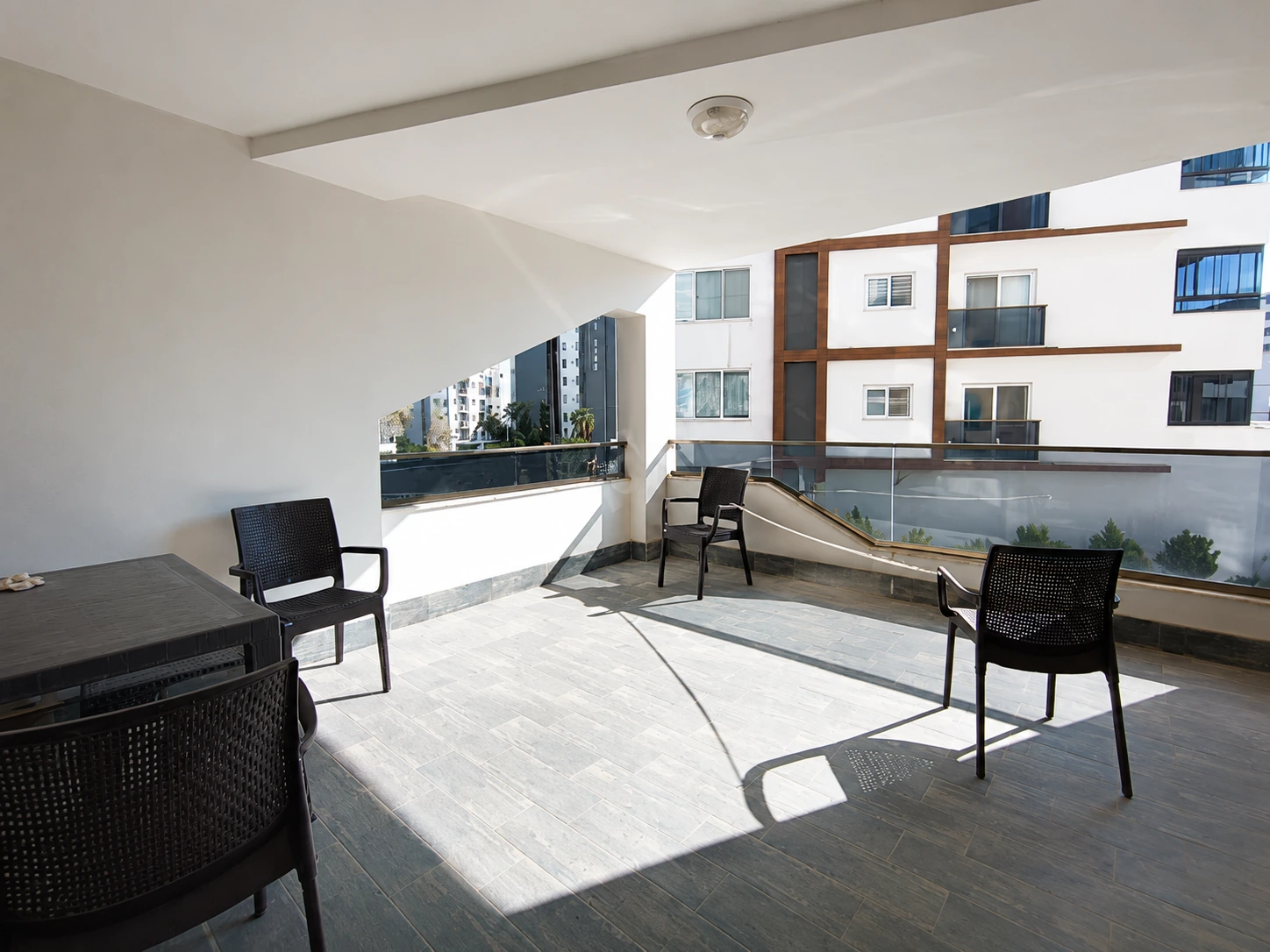 1294657416 Arpaçbahşiş’de Havuzlu 2+1 Satılık Daire