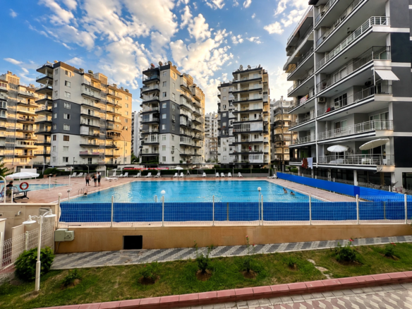 Mezitli Seymenli Nil Sahil Sitesi 2+1 Daire Satılık
