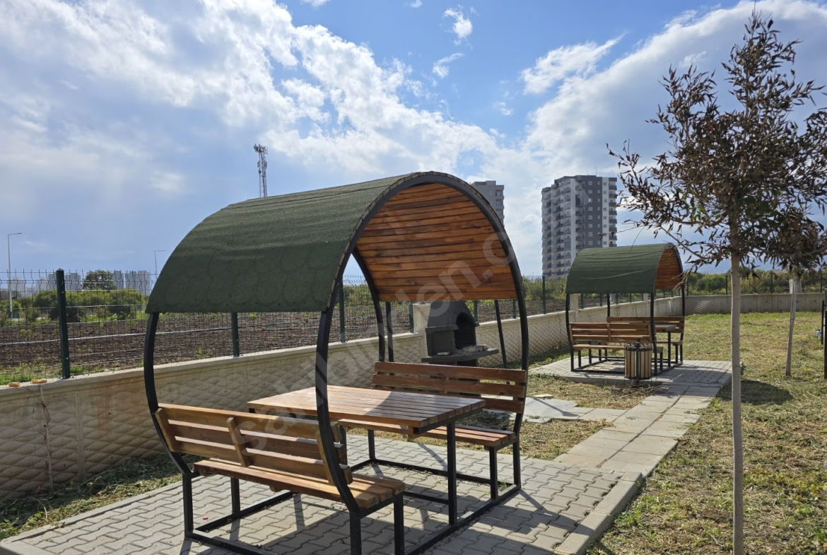 Mersin Erdemli Çeşmeli Mahallesi 1+1 74 m² Klima Satılık Daire