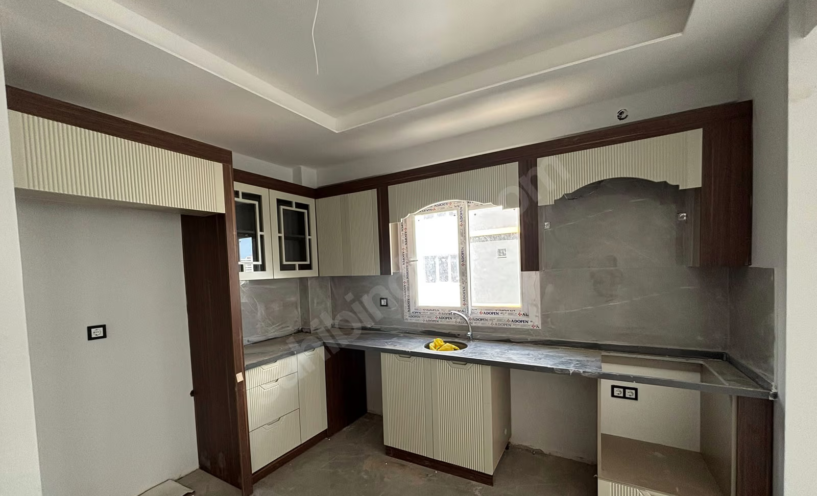Mersin Erdemli Tömük Mahallesi 2+1 110 m² Doğalgaz Kombili Satılık Daire