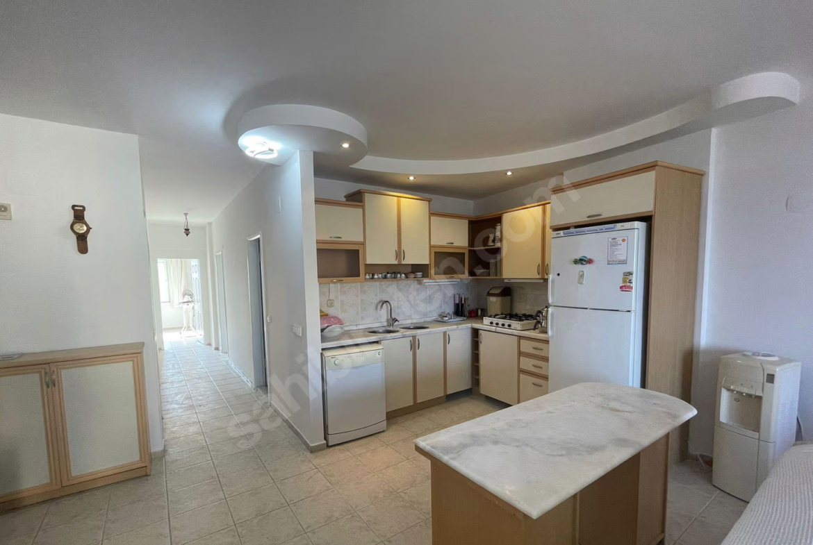 Mersin Erdemli Tömük Mahallesi 3+1 180 m² Klima Kiralık Daire