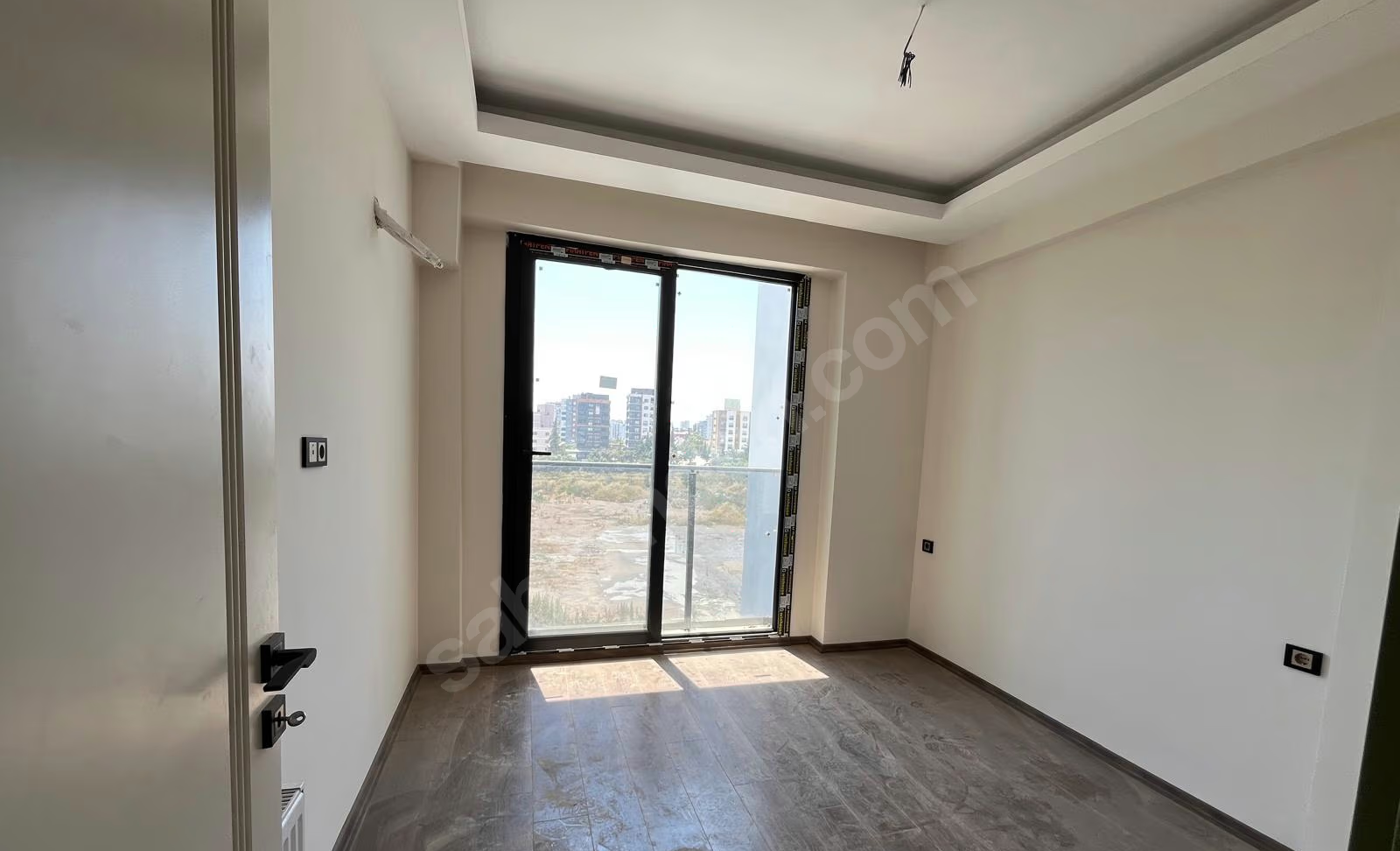 Mersin Mezitli 75. Yıl Mahallesi 1+1 70 m² Doğalgaz Kombili Satılık Daire