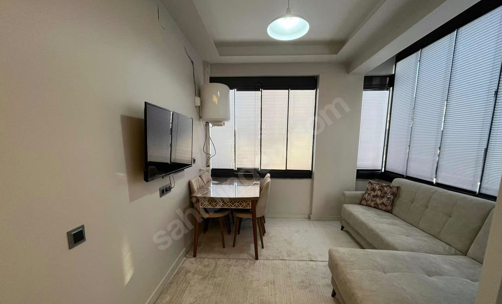 Mersin Mezitli 75. Yıl Mahallesi 1+1 90 m² Klima Satılık Daire