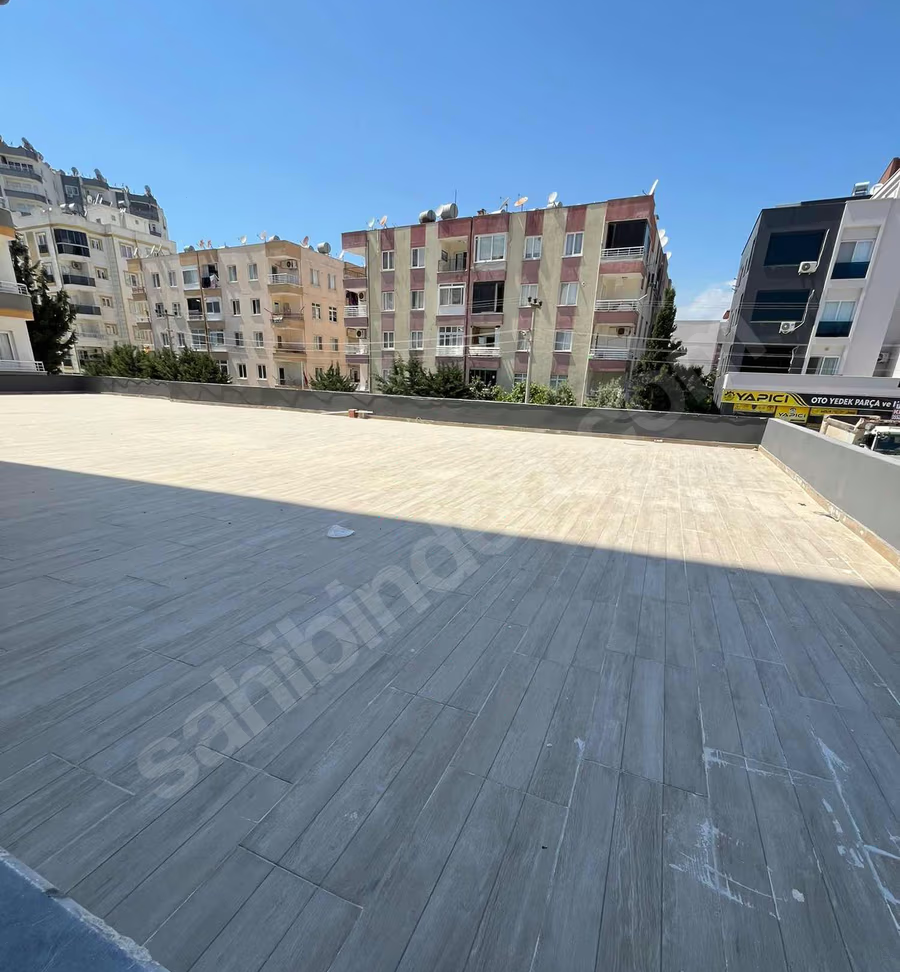 Mersin Mezitli 75. Yıl Mahallesi 1+1 90 m² Klima Satılık Daire