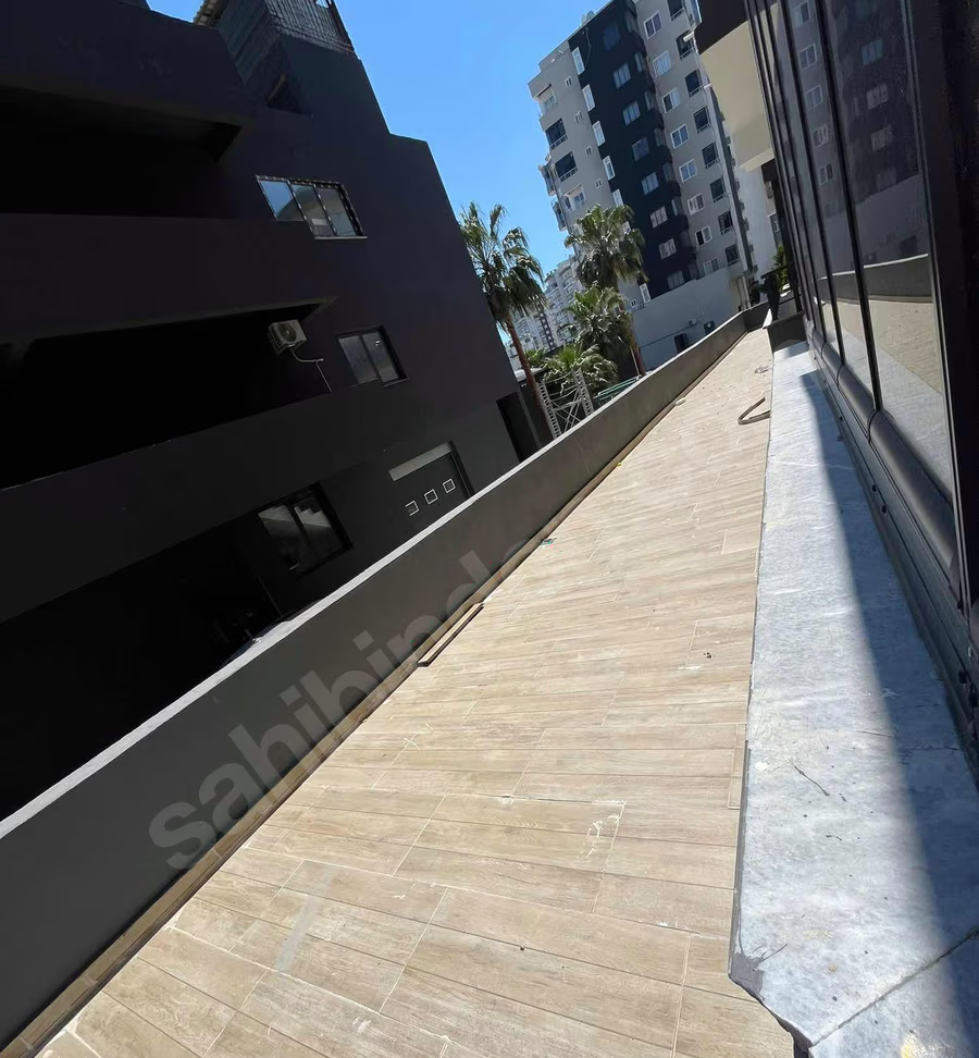 Mersin Mezitli 75. Yıl Mahallesi 1+1 90 m² Klima Satılık Daire