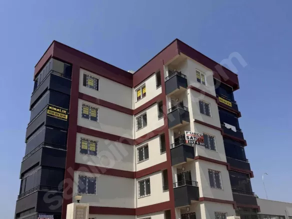 Mersin Mezitli 75. Yıl Mahallesi 2+1 95 m² Doğalgaz Kombili Satılık Daire