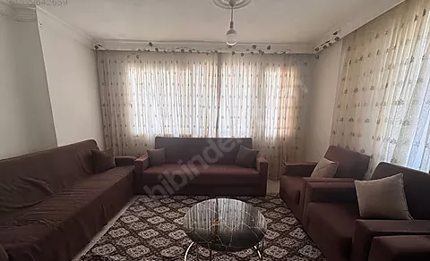 Mersin Mezitli 75. Yıl Mahallesi 3+1 180 m² Klima Kiralık Daire