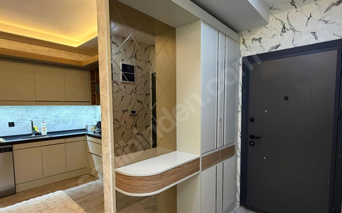Mersin Mezitli Akdeniz Mahallesi 2+1 100 m² Doğalgaz Kombili Satılık Daire