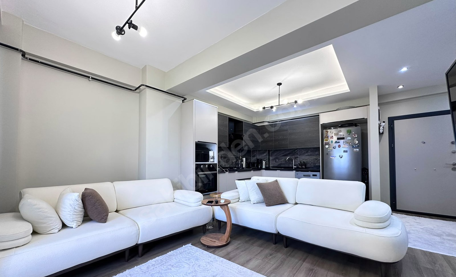 Mersin Mezitli Akdeniz Mahallesi 2+1 90 m² Klima Satılık Daire