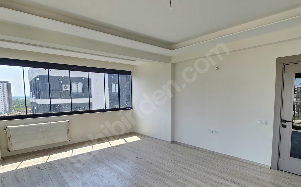 Mersin Mezitli Akdeniz Mahallesi 3+1 140 m² Doğalgaz Kombili Kiralık Daire