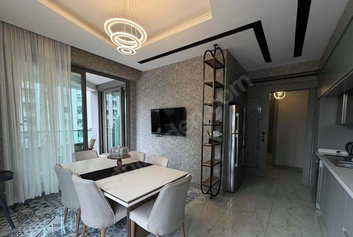Mersin Mezitli Cumhuriyet Mahallesi 4+1 250 m² Yerden Isıtma Satılık Daire