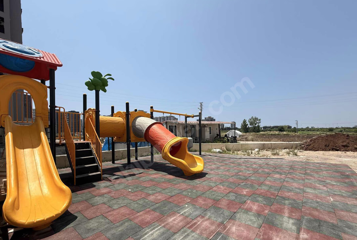 Mersin Mezitli Deniz Mahallesi 1+1 60 m² Klima Satılık Daire
