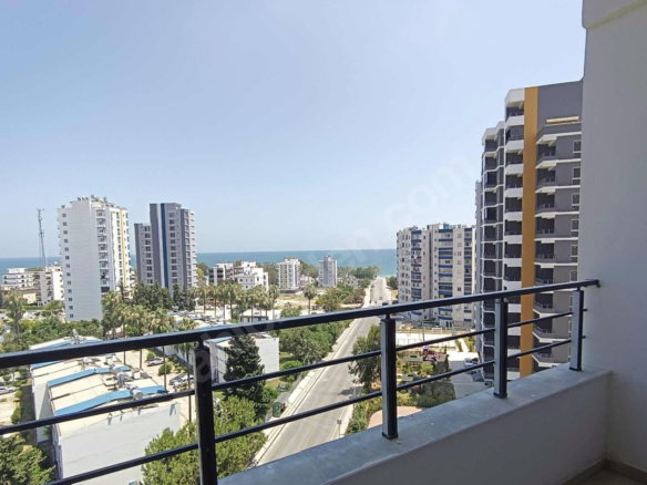 Mersin Mezitli Deniz Mahallesi 1+1 65 m² Doğalgaz Kombili Satılık Daire