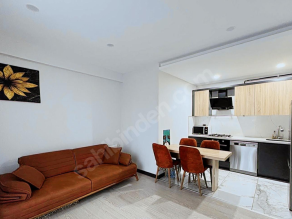 Mersin Mezitli Deniz Mahallesi 2+1 110 m² Doğalgaz Kombili Satılık Daire