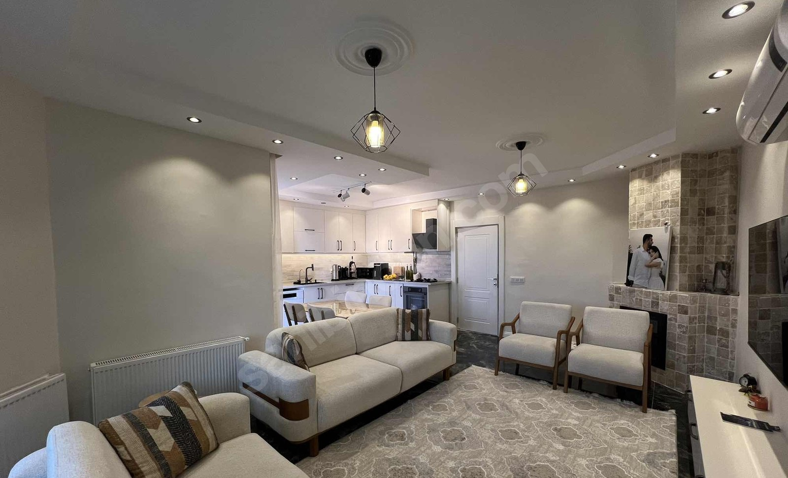Mersin Mezitli Deniz Mahallesi 2+1 120 m² Doğalgaz Kombili Satılık Daire