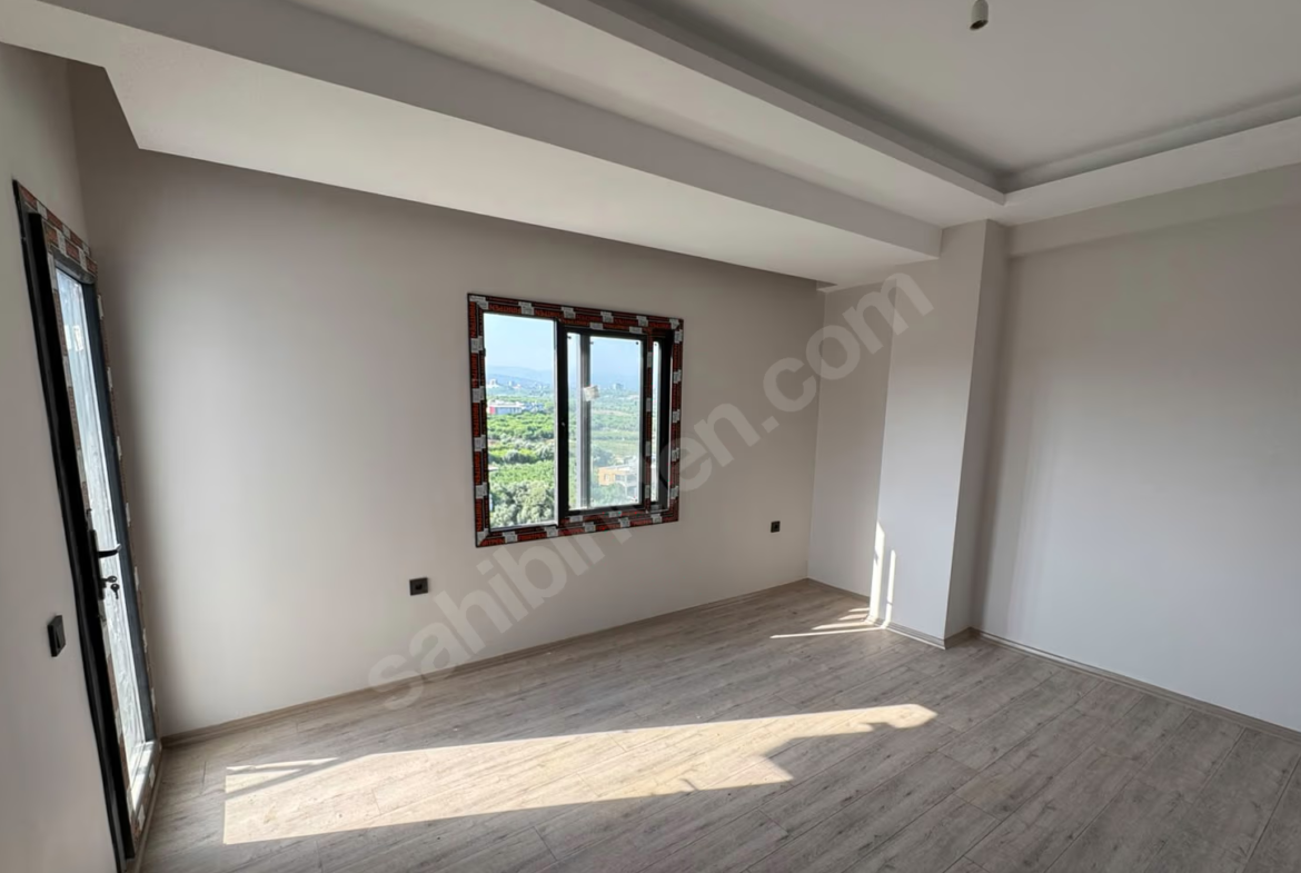 Mersin Mezitli İstiklal Mahallesi 3+1 130 m² Klima Satılık Daire