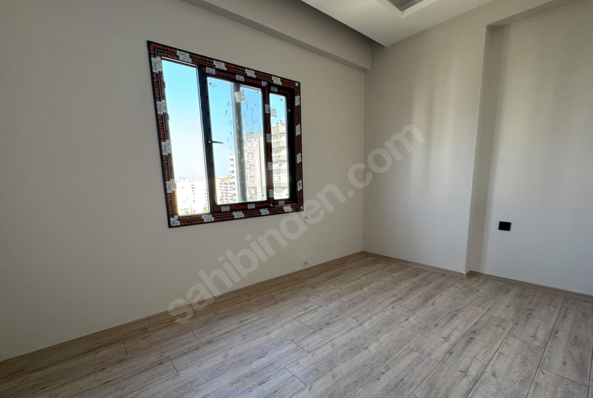 Mersin Mezitli İstiklal Mahallesi 3+1 130 m² Klima Satılık Daire