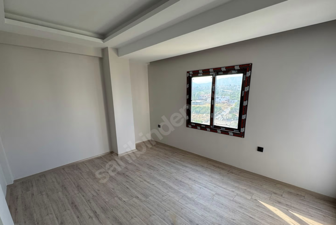 Mersin Mezitli İstiklal Mahallesi 3+1 130 m² Klima Satılık Daire