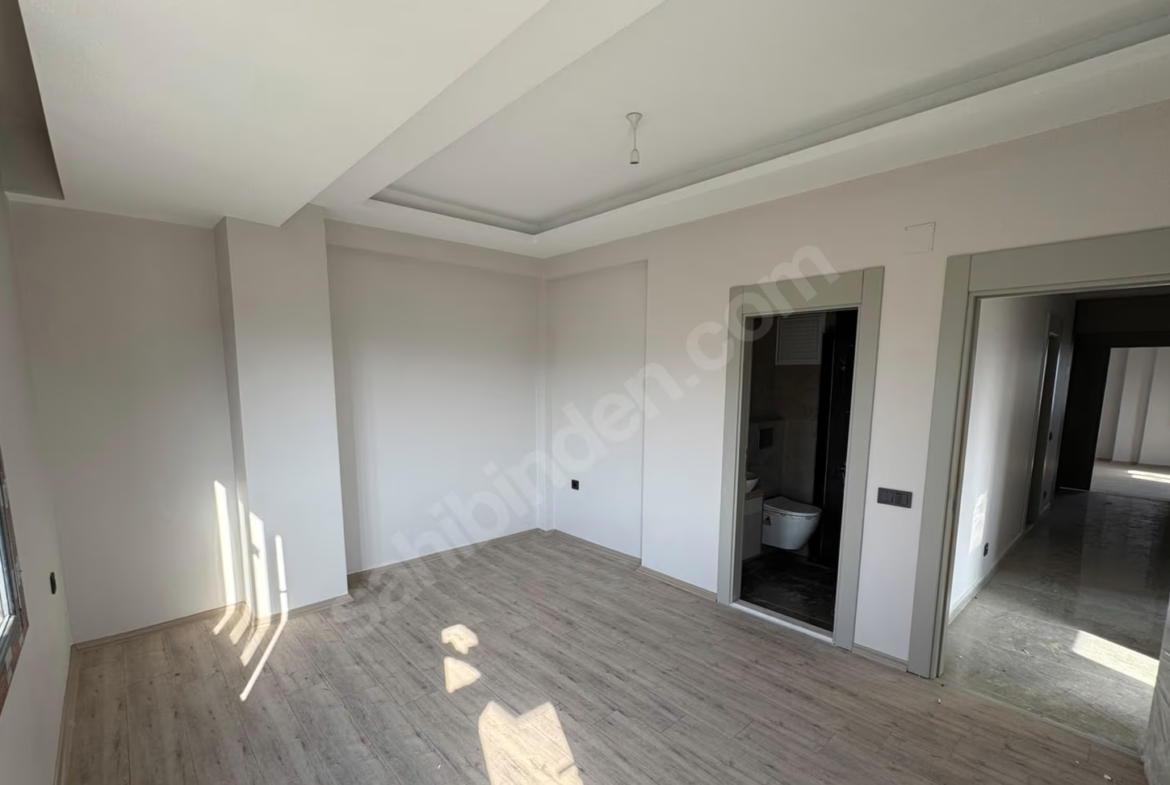 Mersin Mezitli İstiklal Mahallesi 3+1 130 m² Klima Satılık Daire