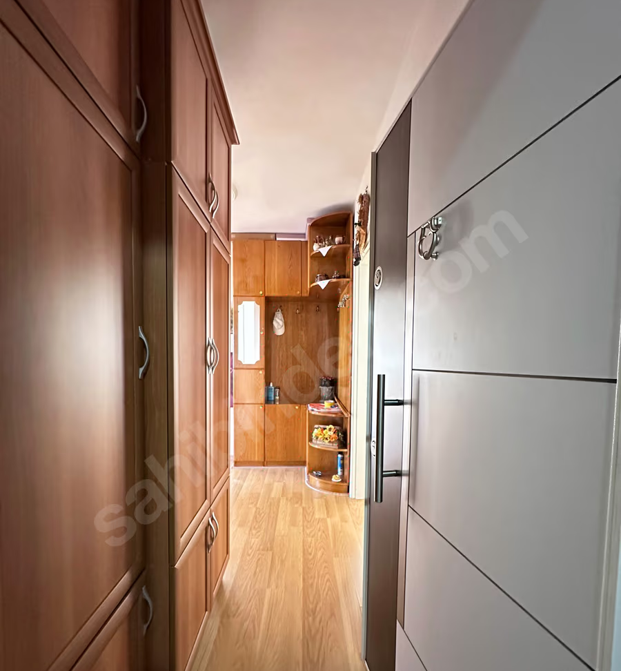 Mersin Mezitli Menderes Mahallesi 3+1 155 m² Klima Satılık Daire