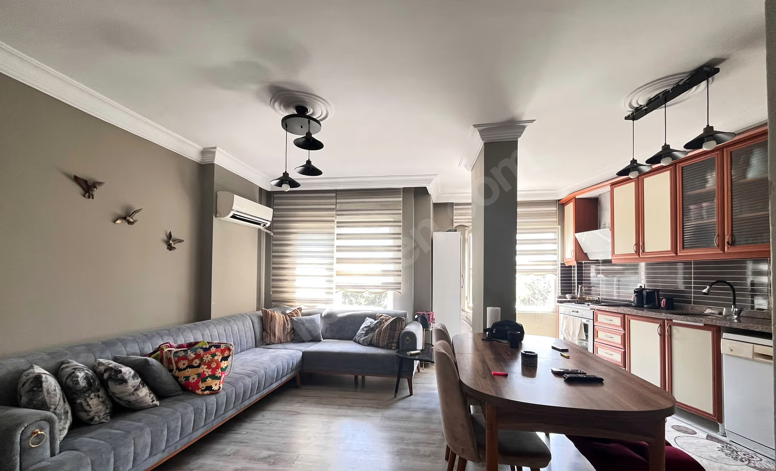 Mersin Mezitli Menderes Mahallesi 3+1 165 m² Klima Satılık Daire