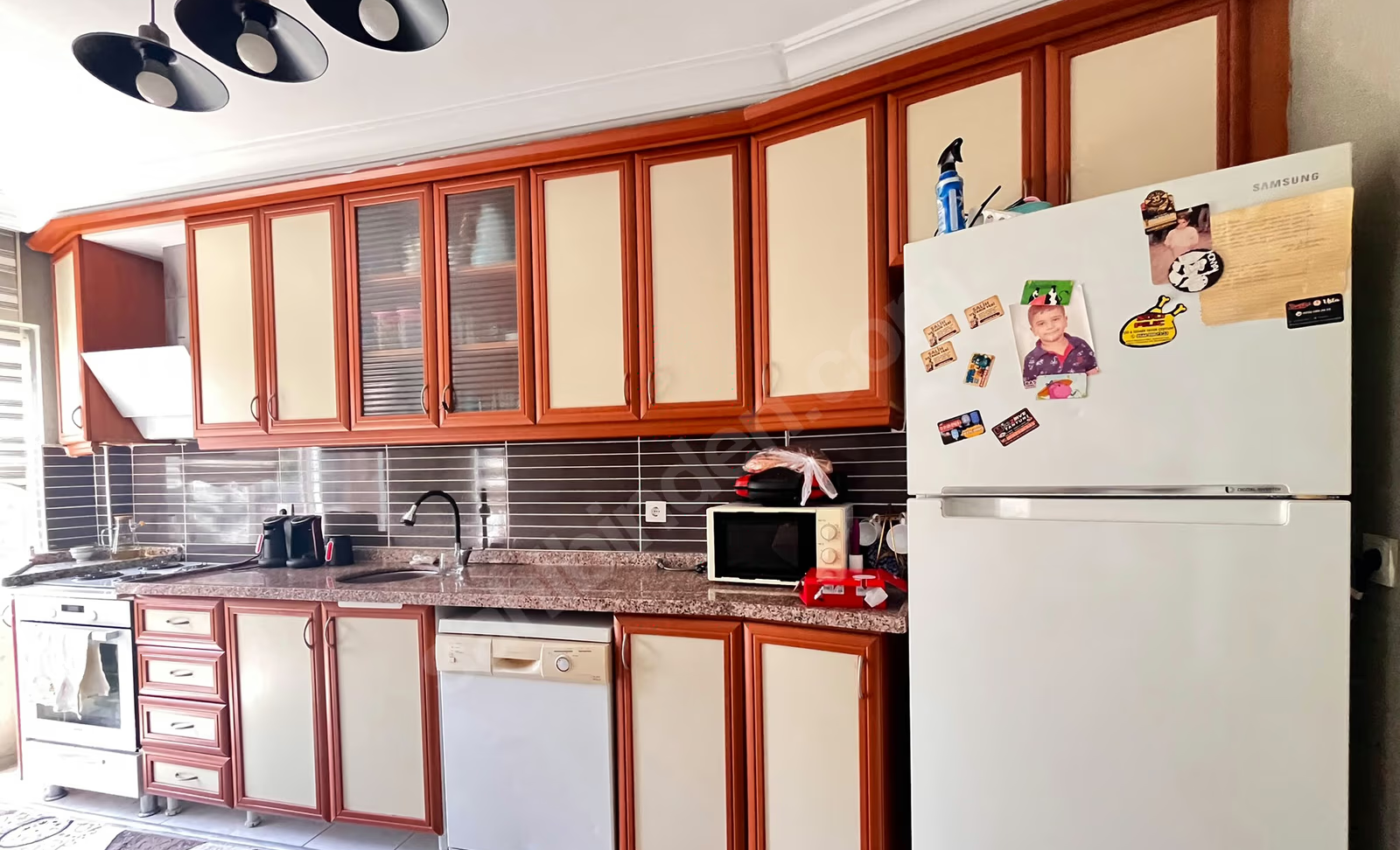 Mersin Mezitli Menderes Mahallesi 3+1 165 m² Klima Satılık Daire
