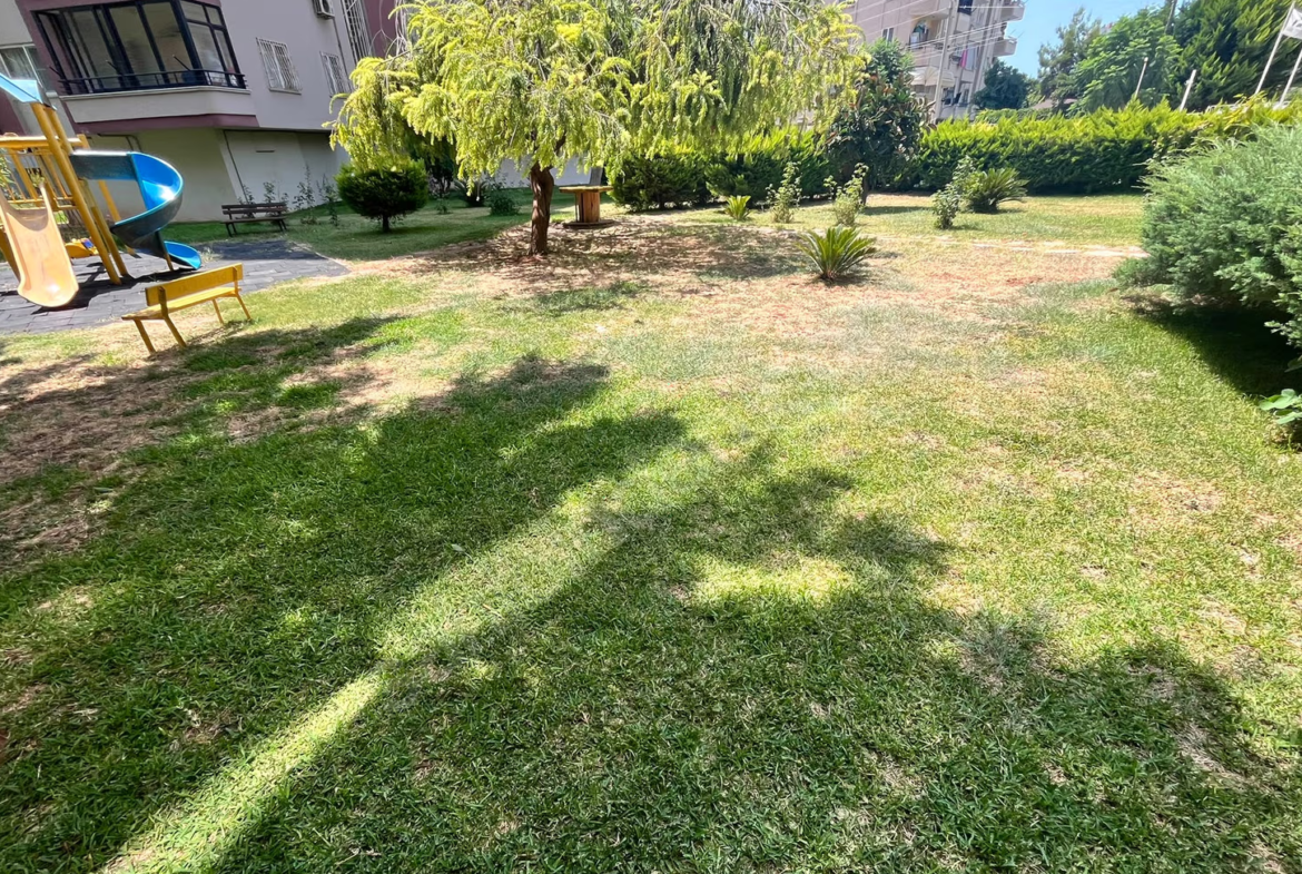 Mersin Mezitli Menderes Mahallesi 3+1 165 m² Klima Satılık Daire