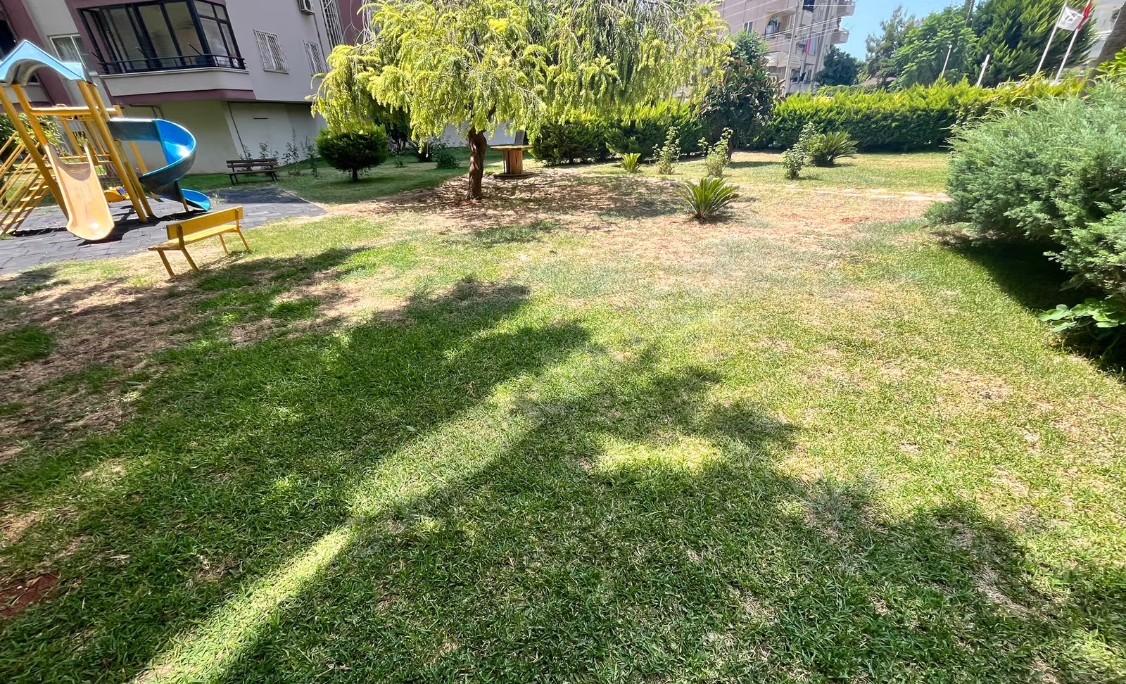 Mersin Mezitli Menderes Mahallesi 3+1 165 m² Klima Satılık Daire
