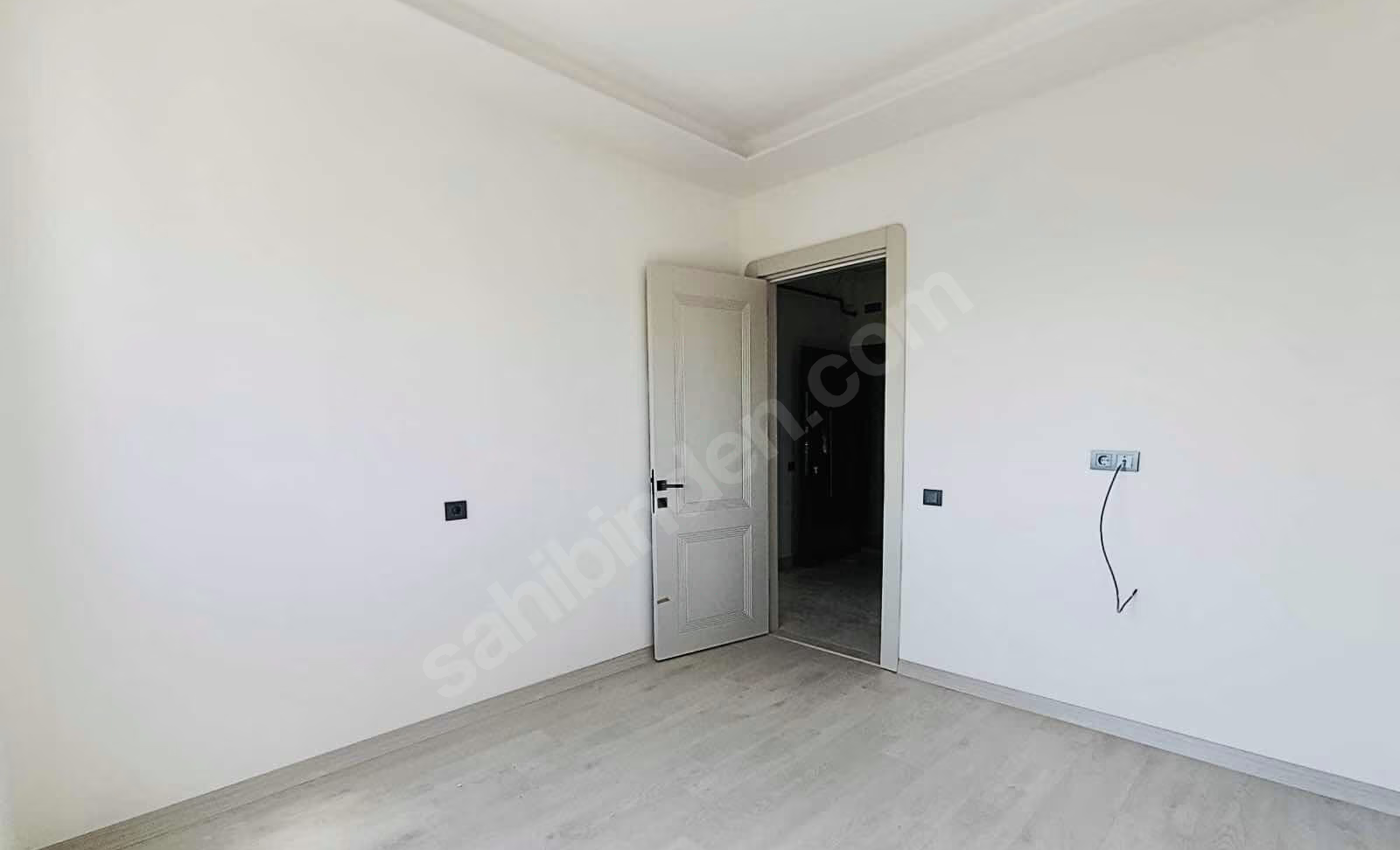 Mersin Mezitli Merkez Mahallesi 2+1 110 m² Doğalgaz Kombili Kiralık Daire