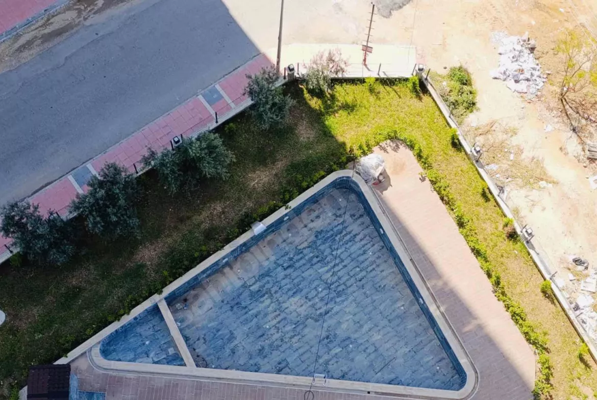 Mersin Mezitli Merkez Mahallesi 2+1 110 m² Doğalgaz Kombili Kiralık Daire