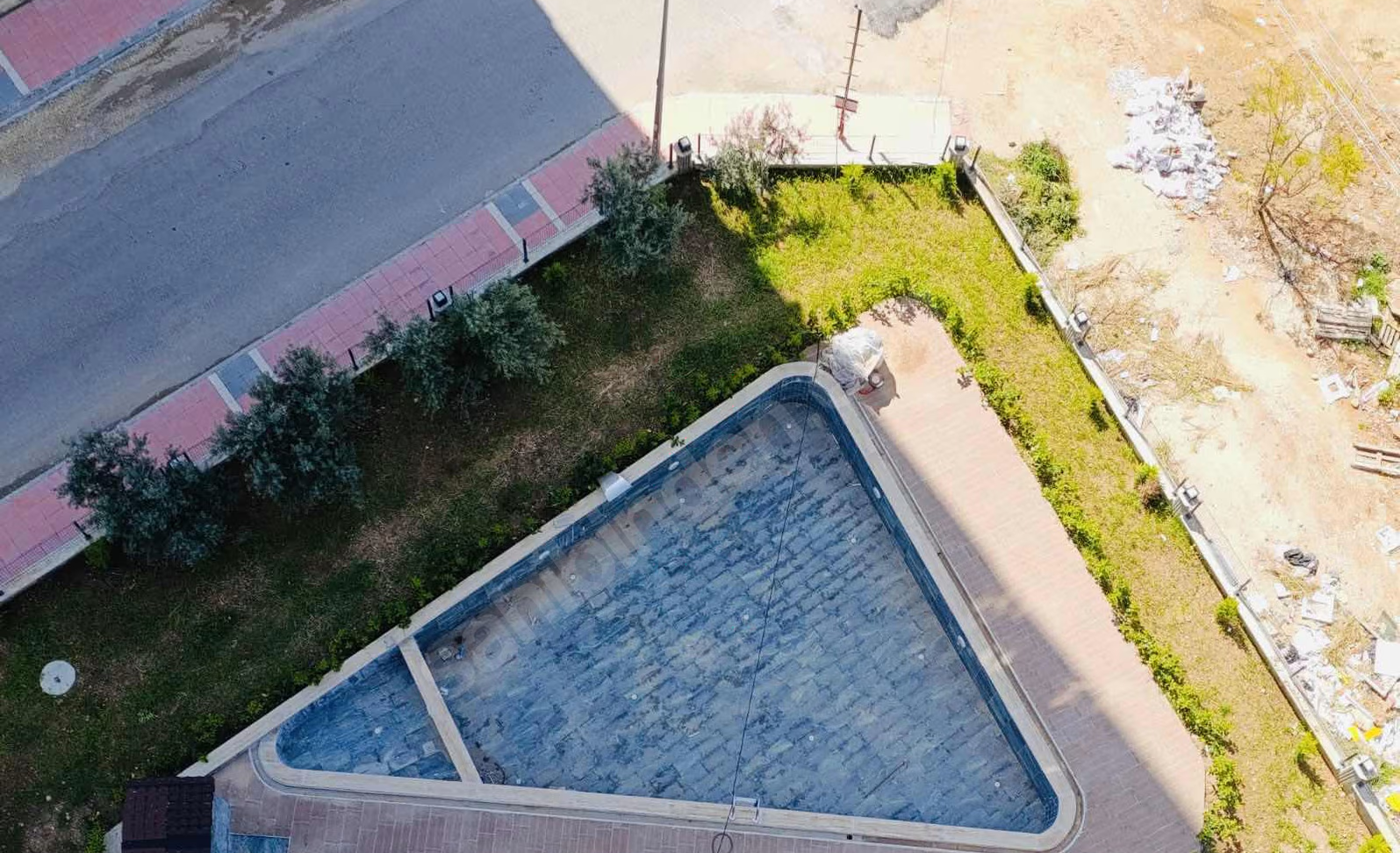 Mersin Mezitli Merkez Mahallesi 2+1 110 m² Doğalgaz Kombili Kiralık Daire