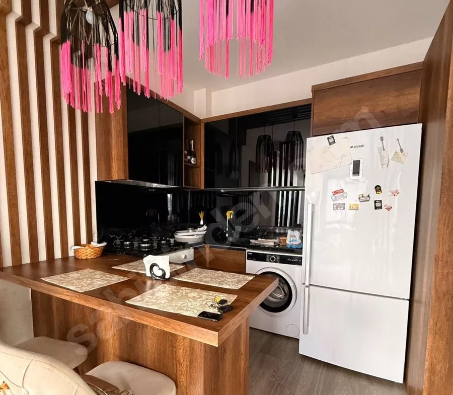 Mersin Mezitli Yeni Mahallesi 1+1 65 m² Klima Kiralık Daire