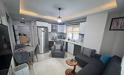 Mersin Yenişehir Bahçelievler Mahallesi 2+1 95 m² Doğalgaz Kombili Satılık Daire